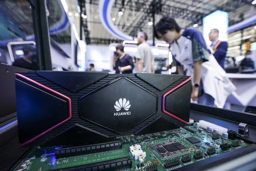 Định luật Tau của Huawei: Đột phá thực sự hay chỉ là chiêu trò quảng cáo?