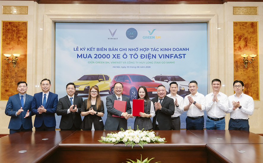 Lại có thêm công ty chốt mua 2.000 ô tô điện VinFast về chạy dịch vụ