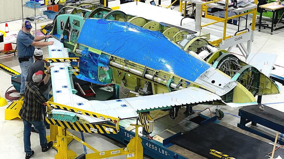 May quá, máy bay điều khiển bằng luồng khí của DARPA sau nhiều năm nghiên cứu đã cất cánh