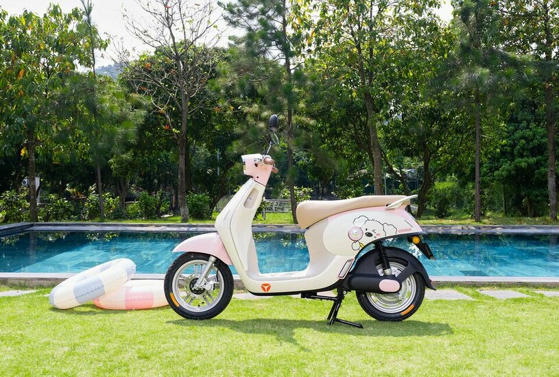YADEA tung ra xe máy điện Omee dành cho nữ sinh ở Việt Nam