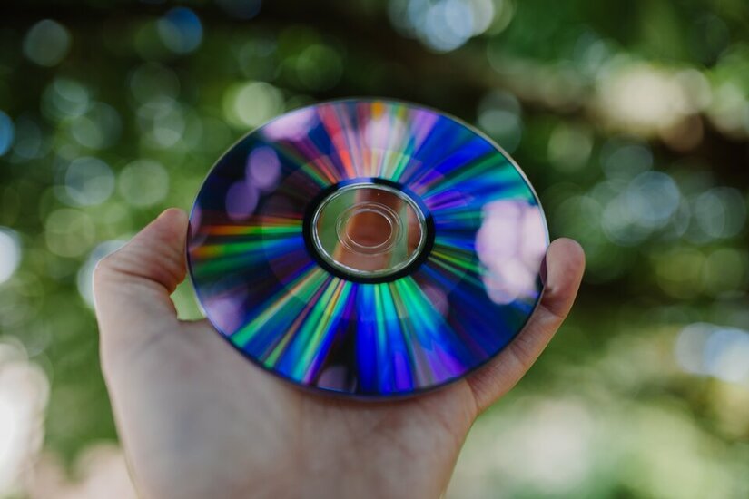 Lưu trữ vật lý hồi sinh: Siêu đĩa quang 1 TB có tuổi thọ 100 năm, giá chỉ từ 1 USD
