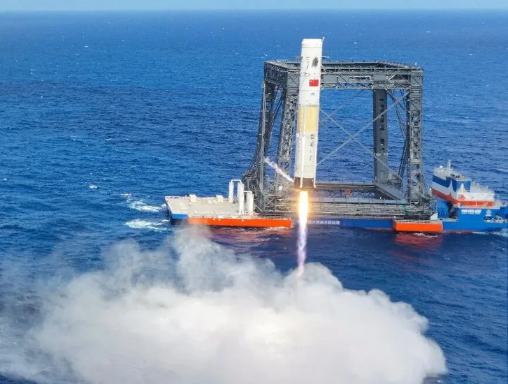 Trung Quốc lần đầu tiên thu hồi tên lửa tái sử dụng, lần này không sao chép SpaceX