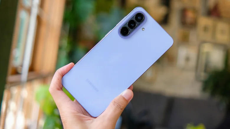 4 thông số có thể “đi lùi” trên thế hệ điện thoại Android giá rẻ tiếp theo