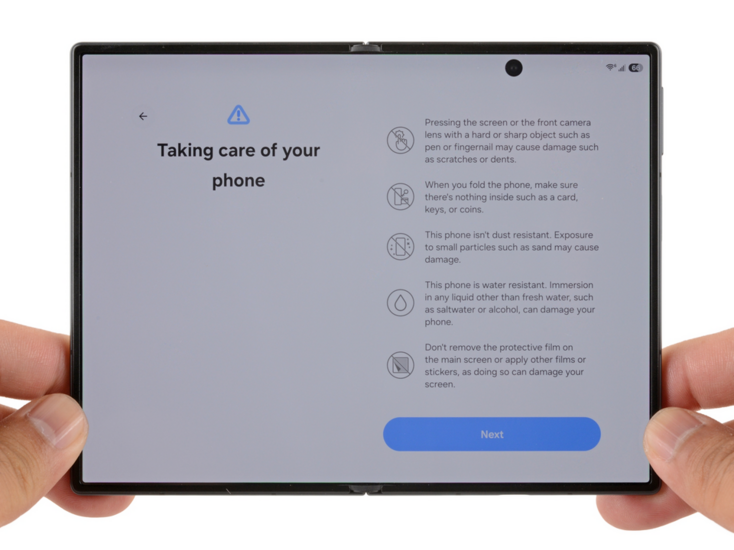 iFixit mổ xẻ Galaxy Z Fold8: điện thoại gập tốt nhất của Samsung vẫn có vấn đề về bản lề
