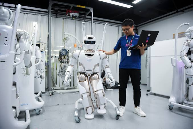 Chuyên gia thuật toán cũ của OpenAI, người đóng góp chính cho ChatGPT đã huy động được hàng chục triệu đô la cho dự án mới