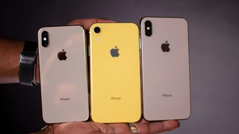 Vì sao việc giữ lại iPhone X lúc này là một canh bạc?