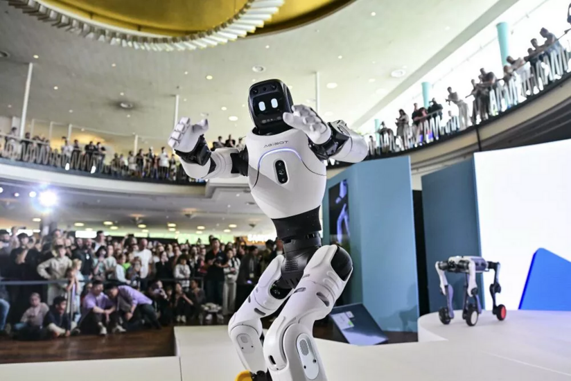 Robot hình người đổ bộ: Sản phẩm mới nhiều như xe hơi, "đại đào thải" đã cận kề?
