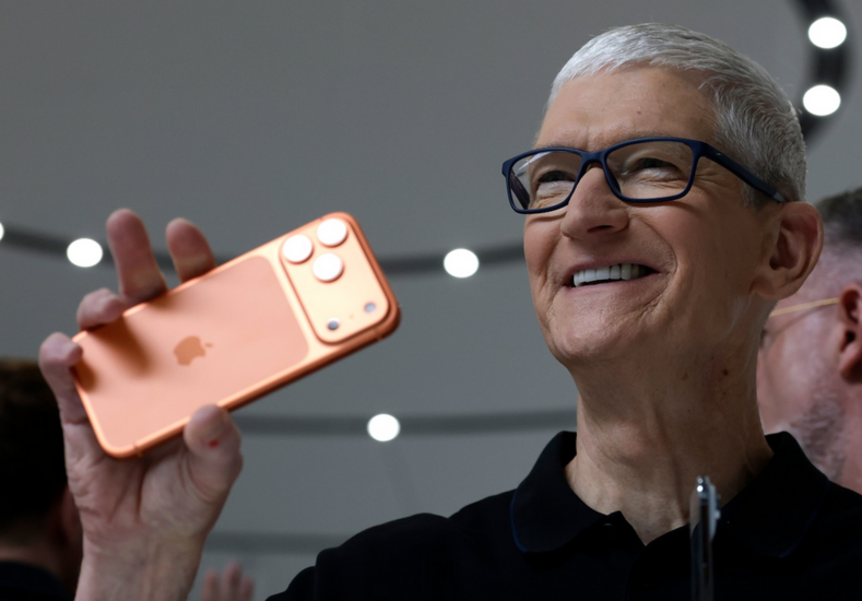 Lương 3 triệu USD mỗi năm, vì sao Tim Cook kiếm được 2,2 tỷ USD trong 15 năm làm CEO Apple?