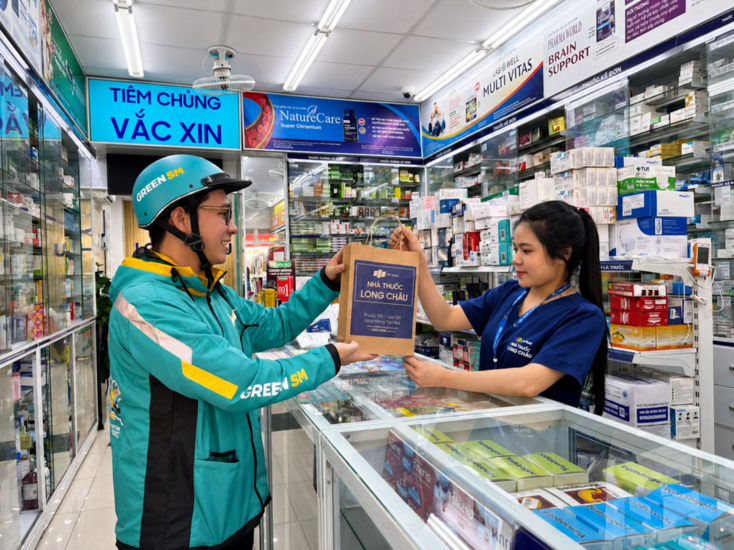 1500 nhà thuốc Long Châu sẽ giao thuốc bằng xe máy điện Green SM