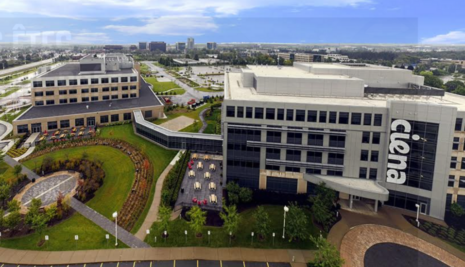 Nghiên cứu từ Ciena: Nhà mạng Việt Nam kỳ vọng tăng trưởng từ dịch vụ mạng dựa trên AI, nhưng cần nâng cấp mạng quang