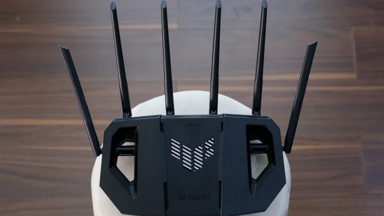 Router mạng ngày càng nhiều "râu": Có ích thật hay chiêu trò marketing?