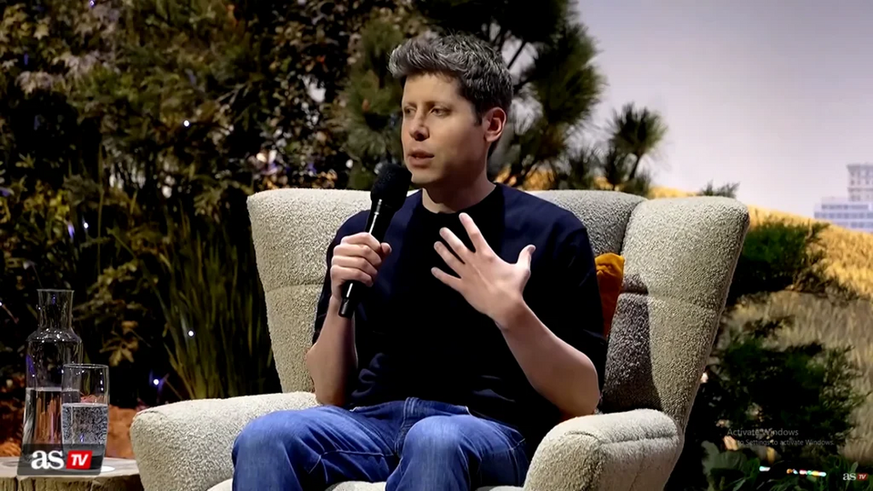Sam Altman thừa nhận "Có những sự cố AI không thể tránh khỏi"