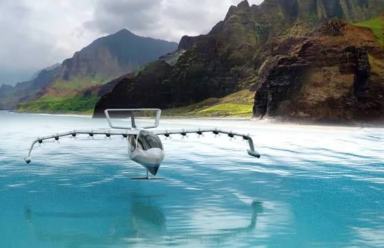 Viceroy Seaglider: Thuyền bay cất cánh, tốc độ 180 dặm/giờ, thu hút quân đội Mỹ.
