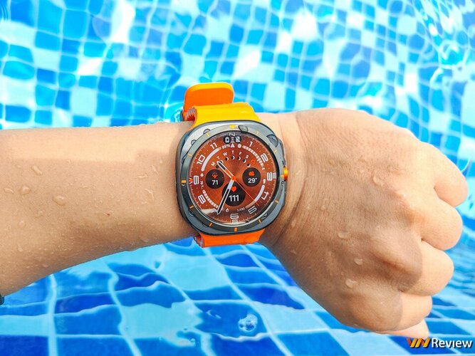 Đánh giá Galaxy Watch Ultra trong một ngày “full vận động”: đủ từ chạy bộ, bơi lội, nhảy dây, kết quả thực tế sẽ ra sao?