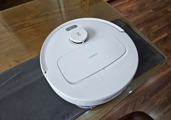 “Mổ nội soi” robot đang gây sốt của Ecovacs ở Việt Nam: 10 điểm về độ dễ sửa