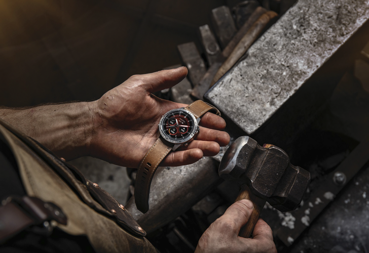 Garmin ra mắt đồng hồ bằng vỏ thép Damascus siêu bền giá 80 triệu đồng ở Việt Nam
