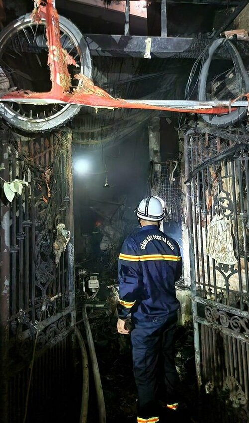 Cháy nhà trọ ở Trung Kính: 14 người thiệt mạng, đến chiều ngày 24/5/2024 còn 3 người tử vong chưa