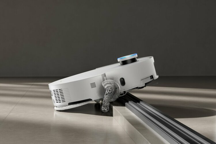 Dreame tung liền lúc X50 Ultra và H14 Station tại Việt Nam: một robot vượt địa hình cao tới 6cm, một máy hút bụi ướt và khô tự nạp nước, thải rác