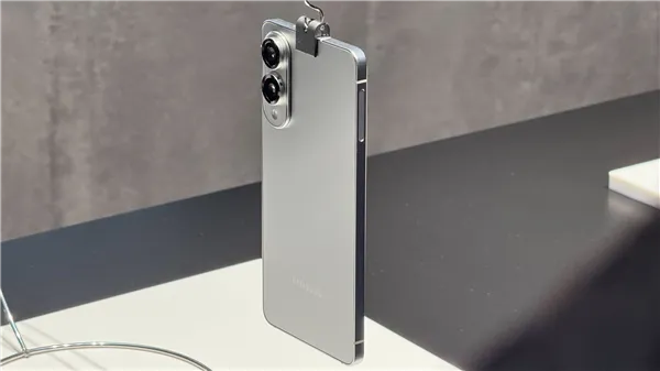Samsung Galaxy S25 edge có thể bị trì hoãn do thân máy siêu mỏng