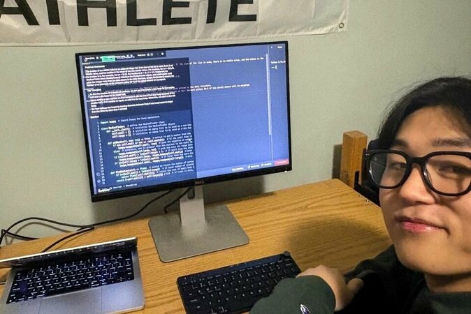 Bị đuổi học vì tạo AI gian lận, một sinh viên biến nó thành startup huy động tới 5,3 triệu USD!