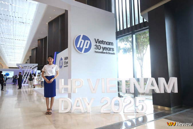 HP vừa kỷ niệm 30 năm có mặt tại Việt Nam: trình làng hàng loạt sản phẩm tích hợp AI, đủ từ laptop đến máy in