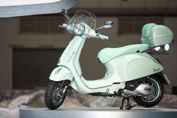 Vespa Primavera và Sprint 2025 mở bán ở Việt Nam, giá 80-104 triệu đồng