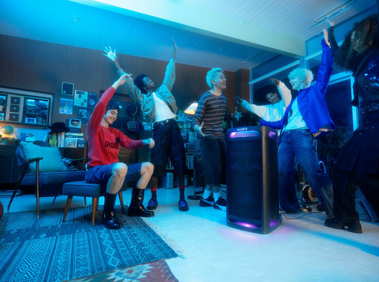 Sony trình làng bộ sưu tập loa "bass cực căng" ULT POWER SOUND tại Việt Nam, hợp tác cùng nghệ sĩ quốc tế Post Malone, giá từ 4,99 triệu đồng