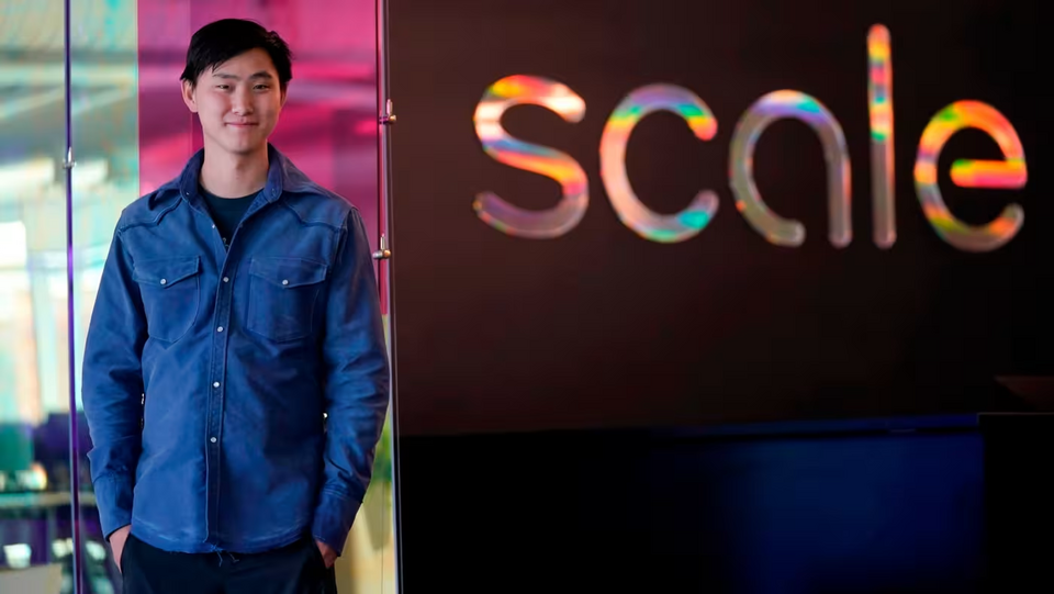 Tại sao các Big Tech sẵn sàng trả lương trăm triệu đô la để săn các siêu sao AI?