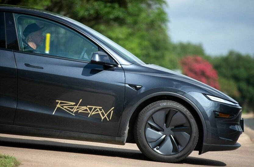 Dịch vụ Robotaxi của Tesla chính thức hoạt động: Đây là những phản ứng đầu tiên