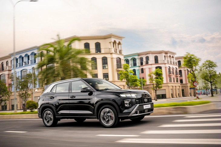 Hàng loạt xe Hyundai được giảm giá, có mẫu giảm tới hơn 200 triệu đồng
