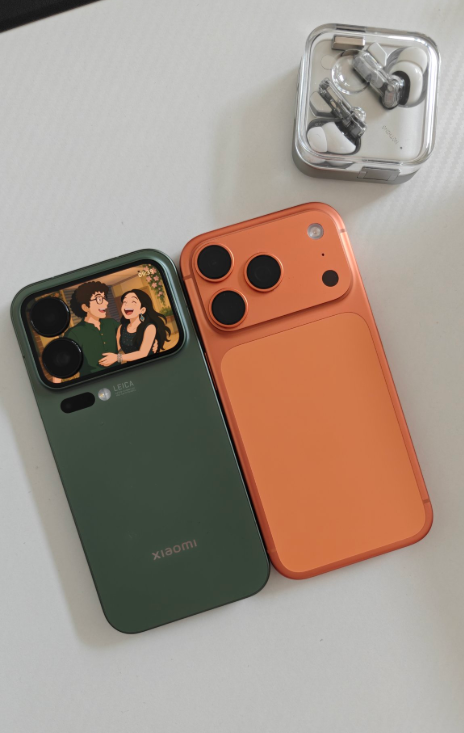 Apple: Chúng tôi có Orange
Xiaomi: Chúng tôi có Màn hình