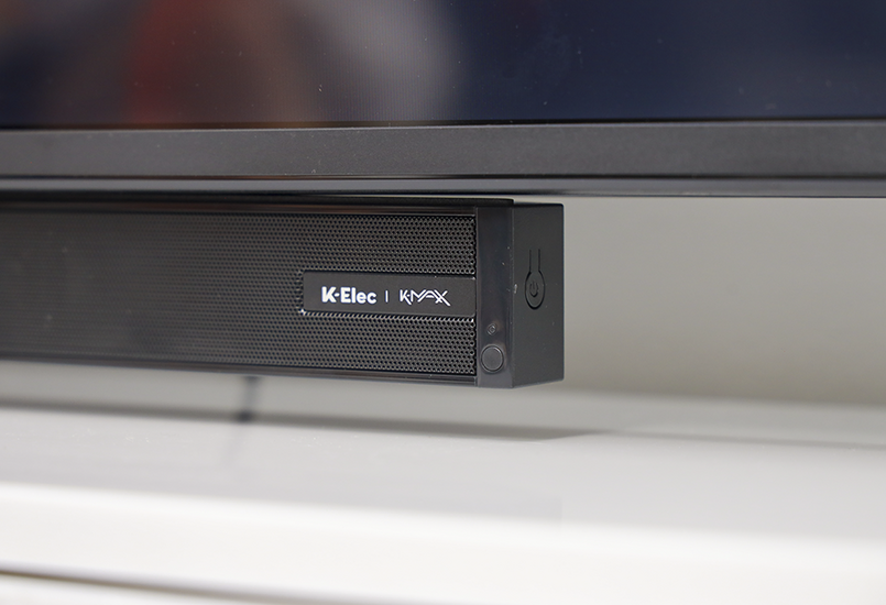 Thị trường Việt Nam vừa xuất hiện 2 TV đầu tiên tích hợp loa soundbar