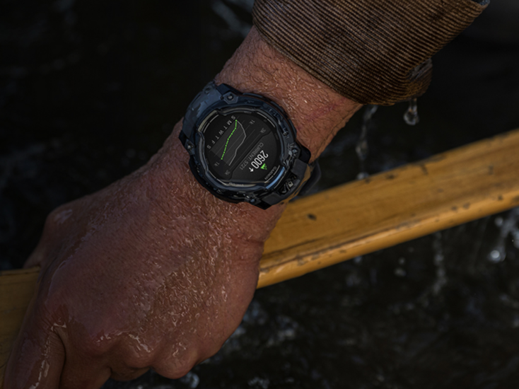 Garmin Instinct 3 nhận cập nhật, chính thức hỗ trợ một thiết bị đặc biệt chuyên đo vận tốc đạn bắn