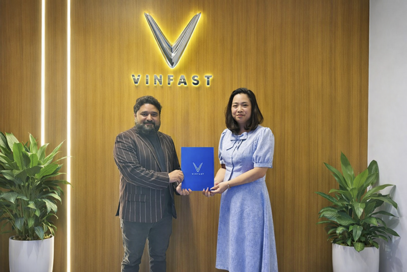 VinFast xây dựng hạ tầng sạc di động và cứu hộ xe điện ở UAE