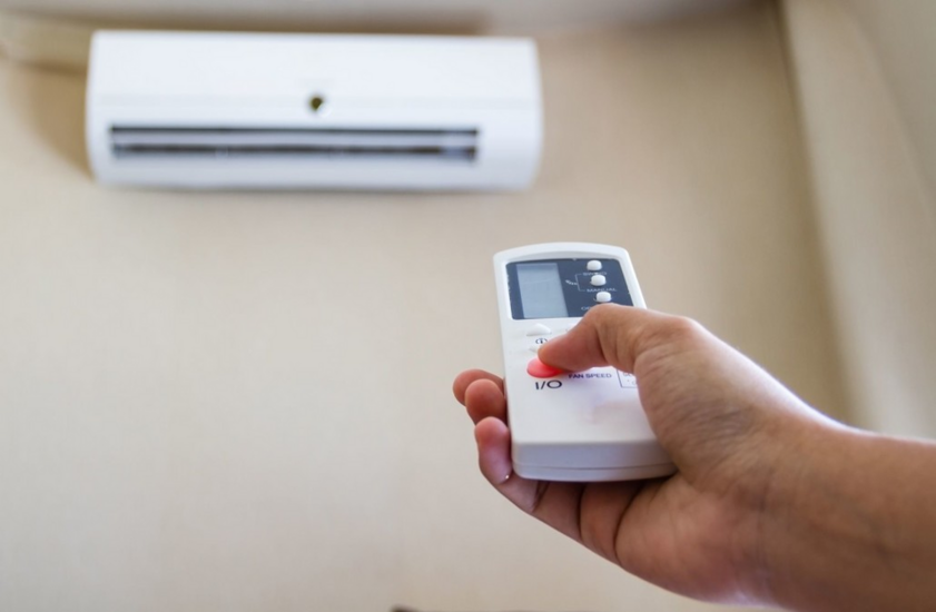 Bật điều hòa 8 tiếng mỗi ngày hết bao nhiêu tiền điện? Đáp án từ EVN khiến nhiều người bất ngờ