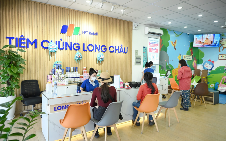 FPT Retail báo lãi trước thuế 472 tỷ đồng quý I/2026, hai “đầu kéo” Long Châu và FPT Shop đồng loạt bứt tốc