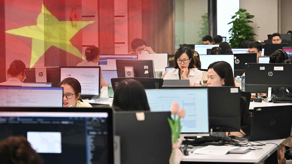 Báo Nhật: Có doanh nghiệp Việt thưởng nóng 100 triệu đồng chỉ để giới thiệu một nhân viên AI