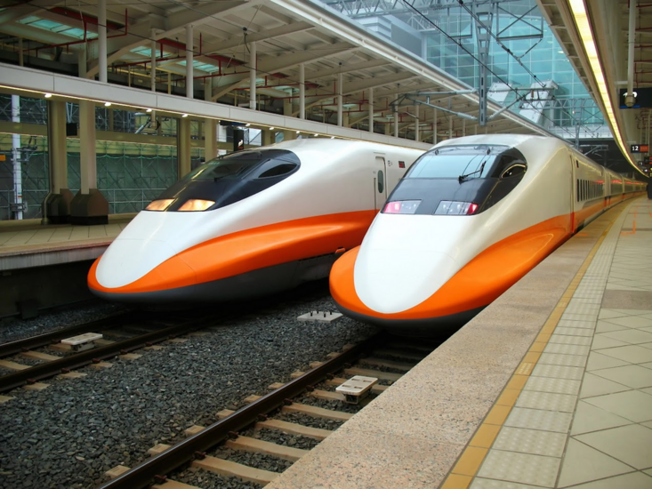 Sinh viên 23 tuổi 'tọc mạch' hệ thống, dừng hàng loạt tàu cao tốc Đài Loan