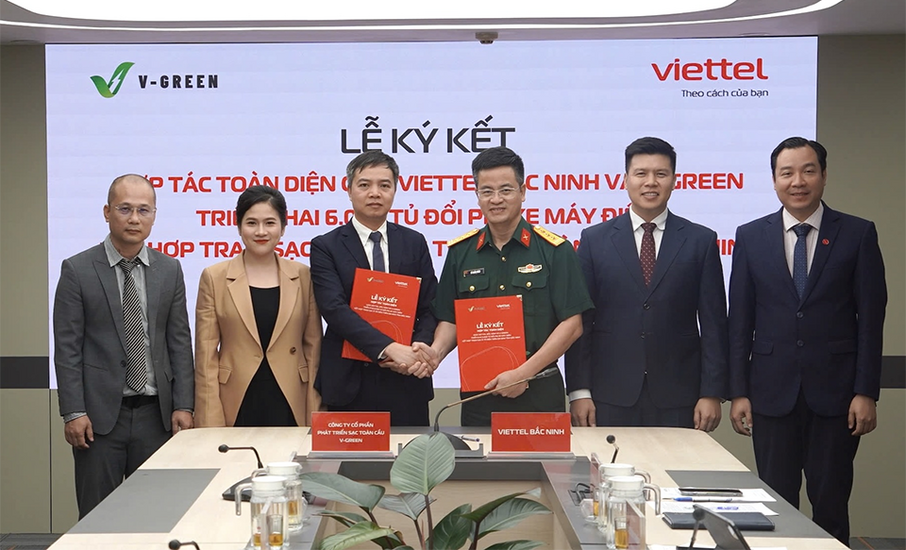 Viettel lắp 6.000 tủ đổi pin xe máy điện ở Bắc Ninh