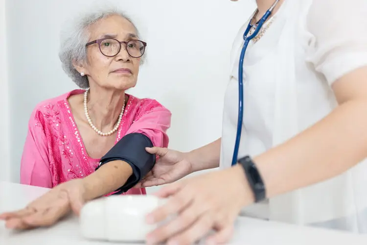 "Kẻ thù tự nhiên" của tăng huyết áp đã được phát hiện! Nghiên cứu cho thấy: thường xuyên ăn hai loại trái cây làm giảm 40% nguy cơ tử vong