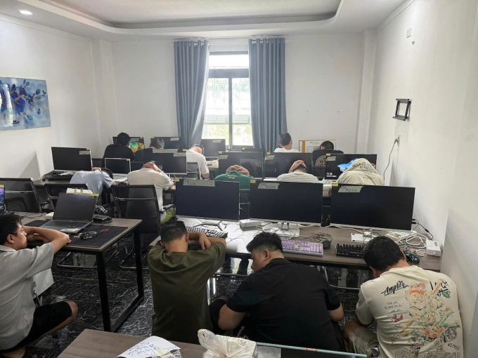 Đột kích 'ổ scam' tại Thành phố Hồ Chí Minh, giam lỏng lao động, vận hành xuyên biên giới