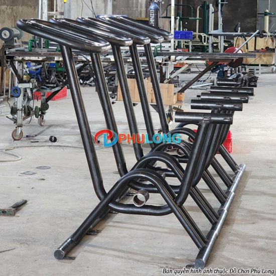 Giá Thiết Bị Thể Dục Ngoài Trời đầu tư bao nhiêu là hợp lý? Giải Pháp Tối Ưu Chi Phí Từ Phú Long Sport