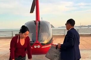 Tự lái máy bay về quê để tránh tắc đường dịp lễ